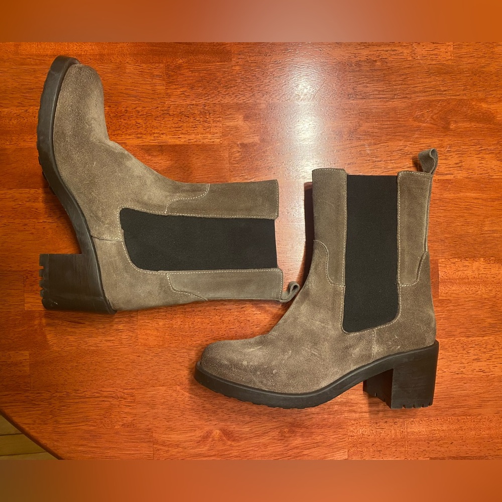 NWOT EMANUELE CRASTO BOOTS